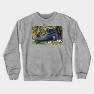 George the mouse in a old boot house Crewneck Sweatshirt